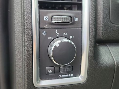 Used 2024 RAM 1500 Classic SLT RWD image 20
