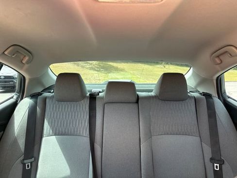 Used 2025 Toyota Camry LE w/ Convenience Package image 14