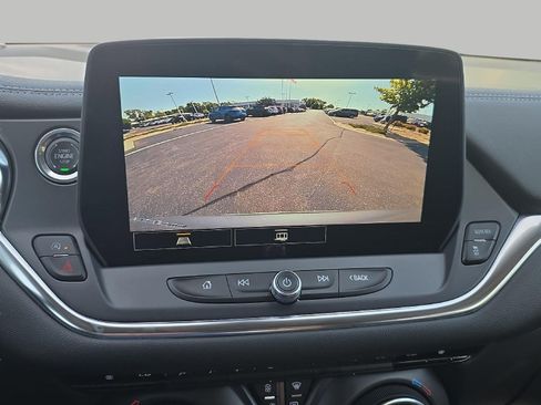 Used 2025 Chevrolet Blazer LT AWD/4WD image 41
