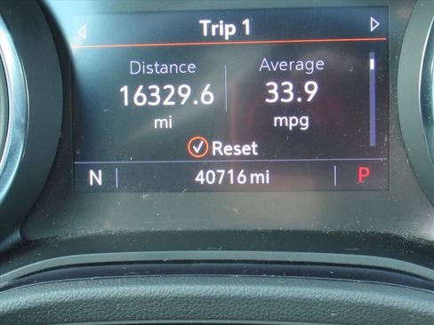 Used 2021 Buick Encore GX Preferred w/ Cold Weather Comfort Package image 28