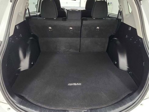 Certified 2017 Toyota RAV4 LE image 26