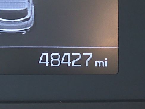 Used 2022 Kia Sportage EX w/ EX Technology Package image 11