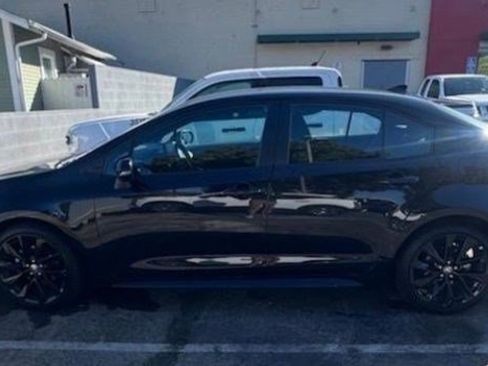 Used 2022 Toyota Corolla SE w/ Carpet Mat Package (TMS) FWD image 3