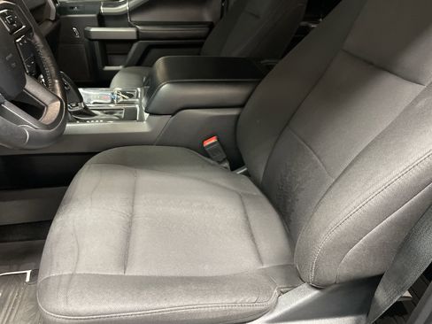 Used 2019 Ford F150 XLT w/ Equipment Group 302A Luxury RWD image 6