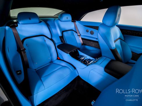 Certified 2025 Rolls-Royce Spectre image 29