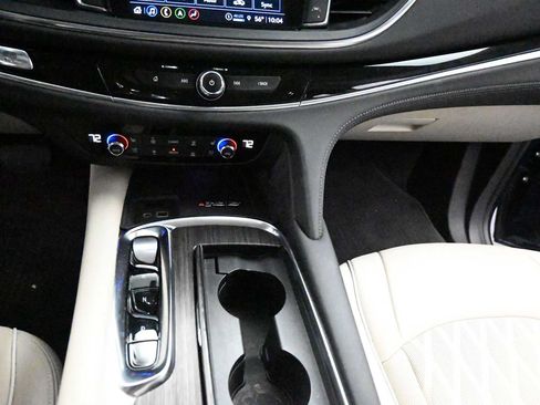 Used 2024 Buick Enclave Avenir w/ Avenir Technology Package AWD/4WD image 21