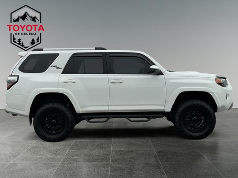 Used 2018 Toyota 4Runner TRD Off-Road AWD/4WD image 6