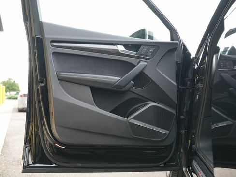 Used 2021 Audi SQ5 Premium Plus w/ Premium Plus Package image 35