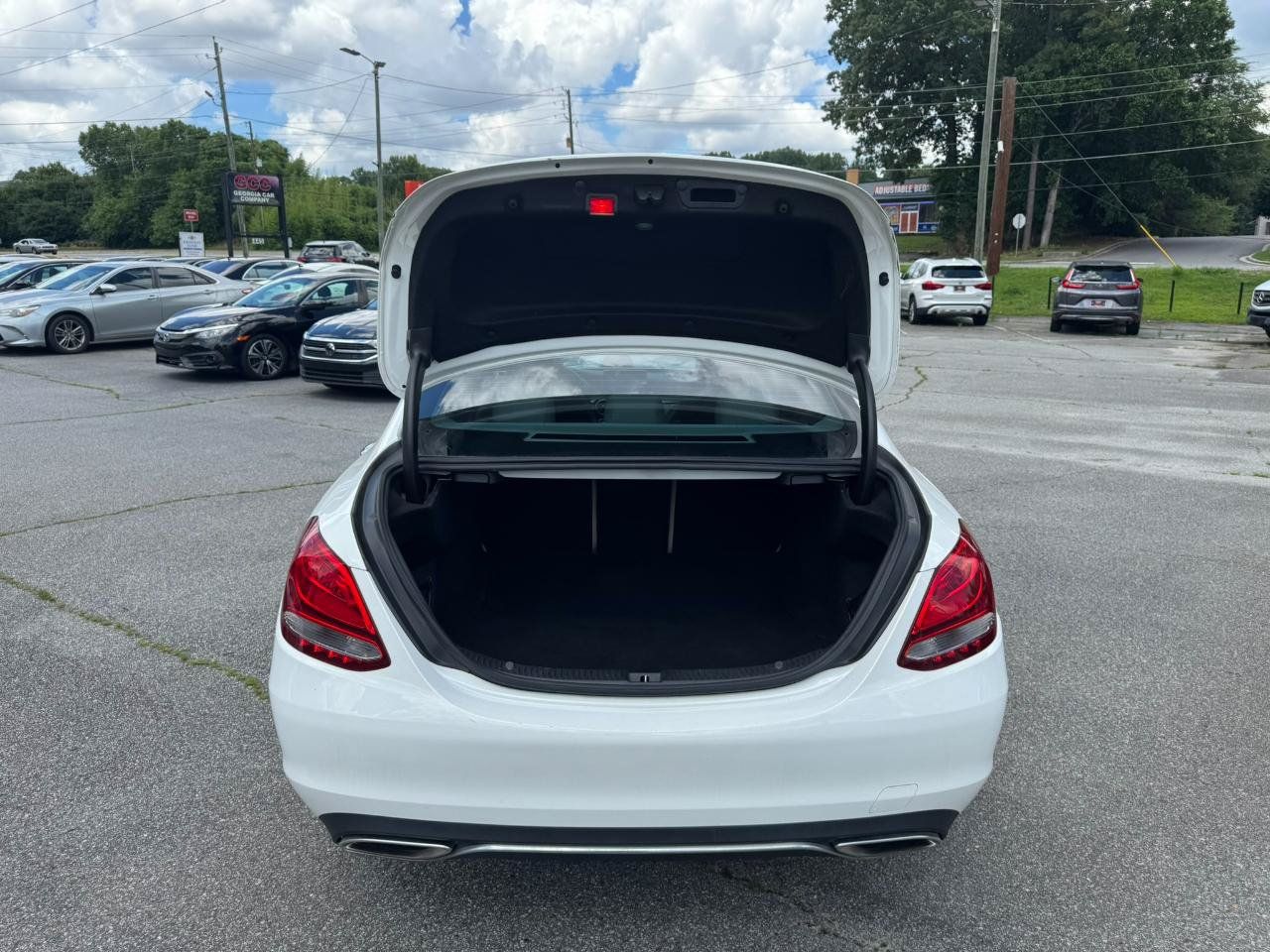 Used 2017 Mercedes-Benz C 300 Sedan image 30