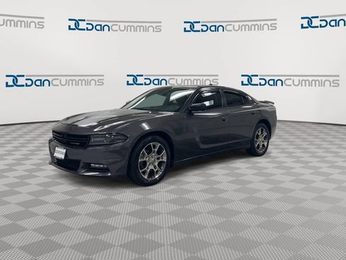 Used 2015 Dodge Charger SXT w/ AWD Plus Group image 4