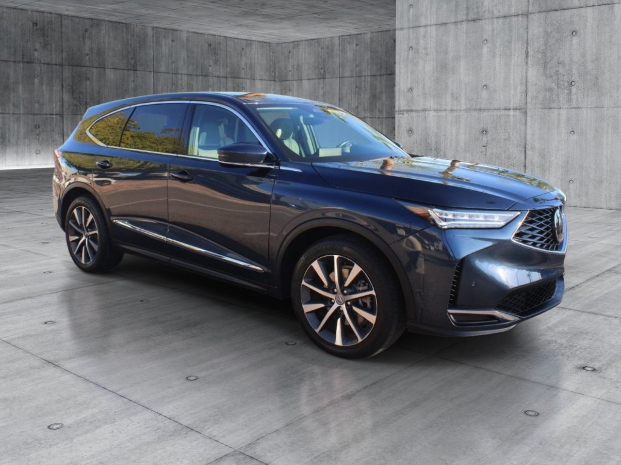 Used 2025 Acura MDX w/ Technology Package AWD/4WD image 7