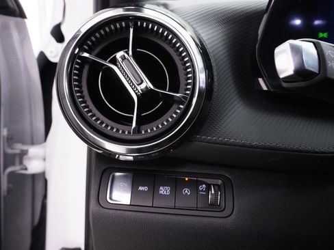 New 2026 Chevrolet Equinox LT image 18