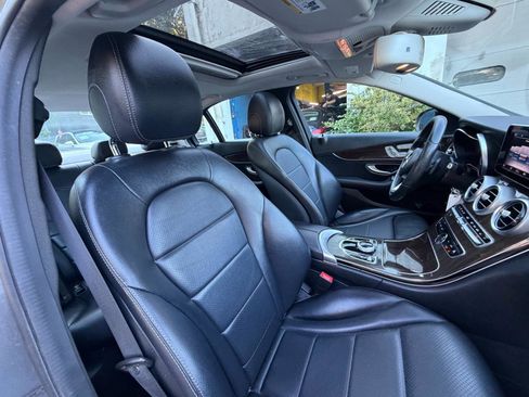 Used 2018 Mercedes-Benz C 300 4MATIC Sedan image 39