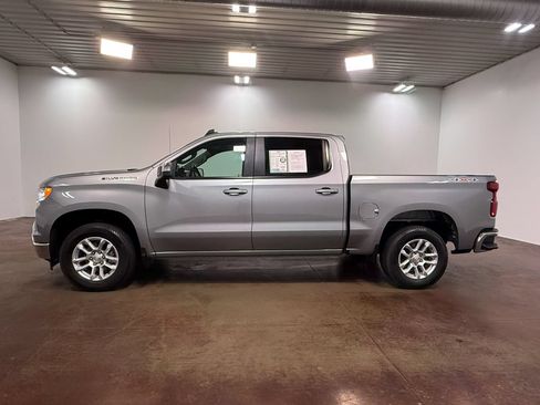 Used 2024 Chevrolet Silverado 1500 LT AWD/4WD image 6