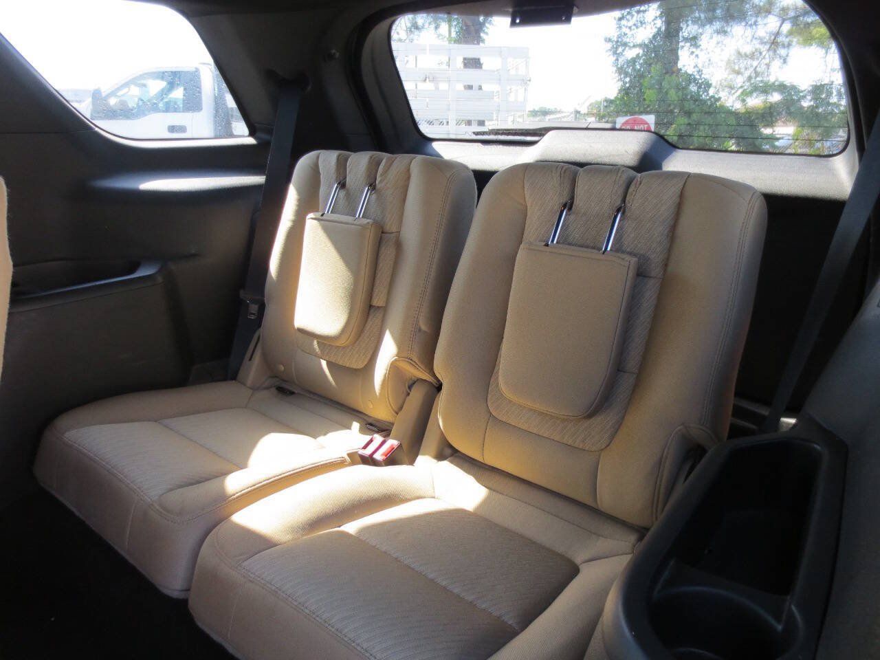 Used 2017 Ford Explorer FWD image 9