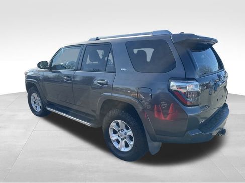 Used 2016 Toyota 4Runner SR5 image 30
