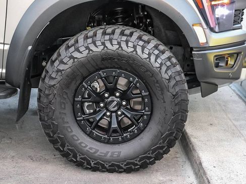 Used 2023 Ford F150 Raptor w/ Raptor 37 Performance Package AWD/4WD image 11