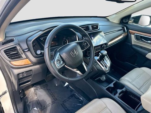 Used 2018 Honda CR-V Touring image 9