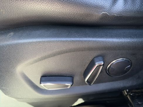 Used 2018 Ford Explorer Sport w/ Equipment Group 401A AWD/4WD image 19