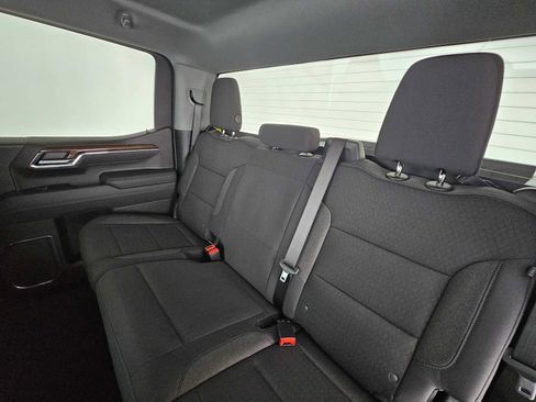 New 2026 GMC Sierra 1500 SLE AWD/4WD image 17