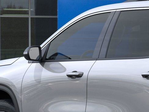 New 2026 Chevrolet Traverse LT image 12