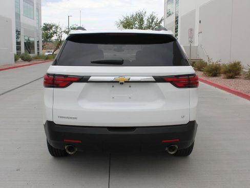 Used 2023 Chevrolet Traverse LT FWD image 6