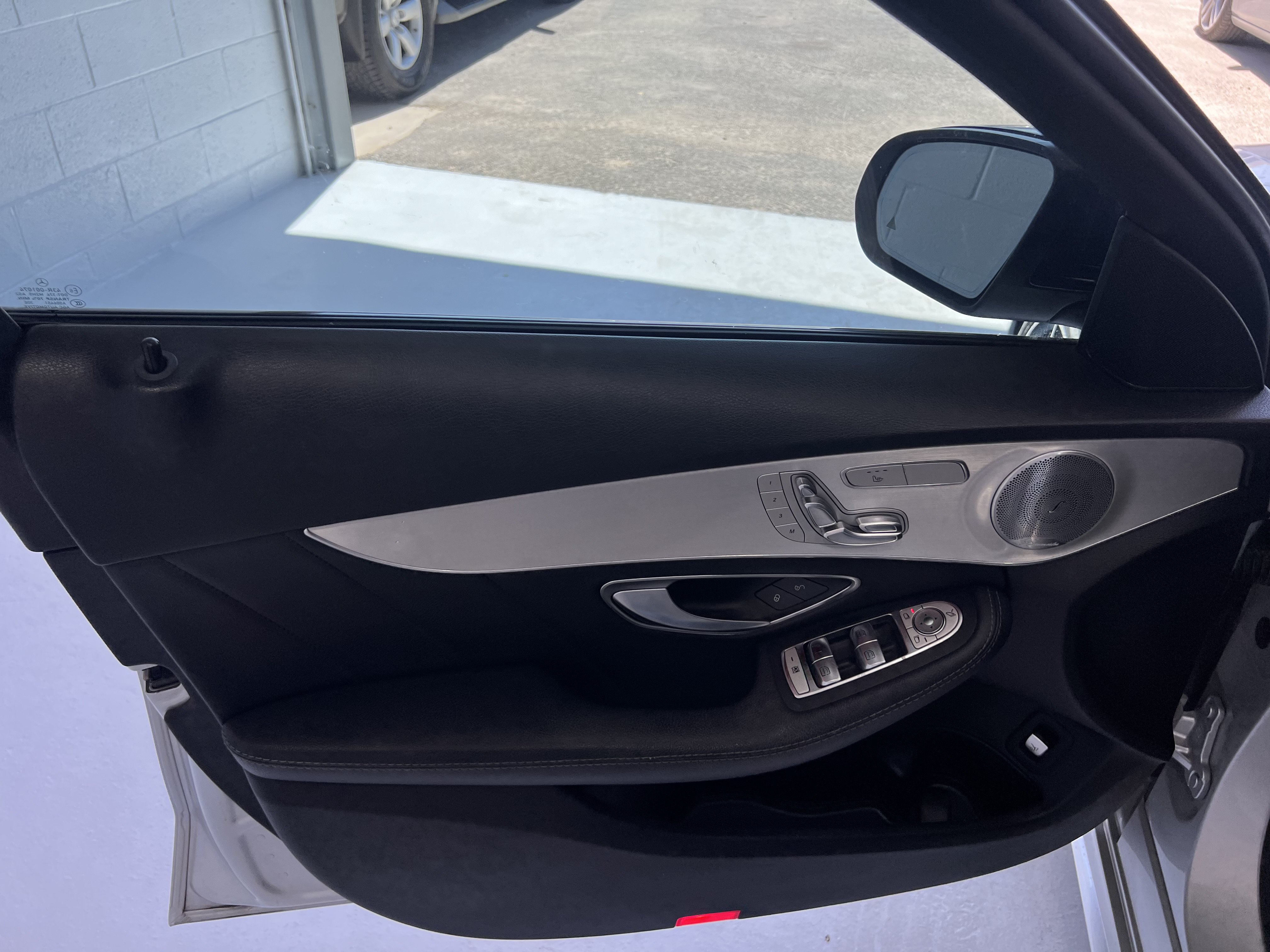 Used 2019 Mercedes-Benz C 300 Sedan image 9