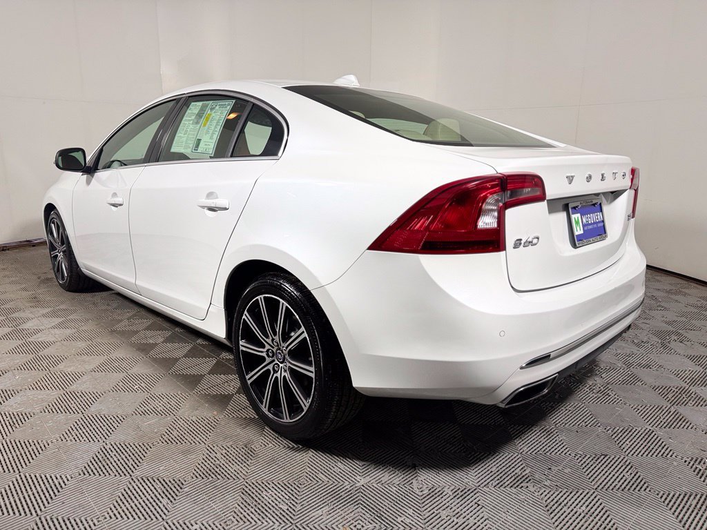 Used 2018 Volvo S60 T5 Inscription Platinum AWD/4WD image 4