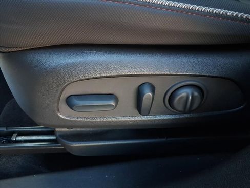 Used 2023 Chevrolet TrailBlazer RS w/ Sun and Liftgate Package image 25