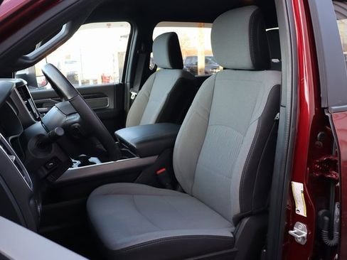 Used 2022 RAM 2500 Big Horn w/ Level C Equiment Group image 12