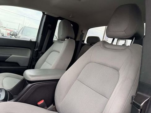 Used 2016 Chevrolet Colorado W/T image 11