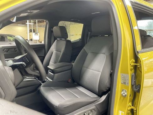 Used 2023 Chevrolet Colorado Trail Boss w/ Technology Package image 11