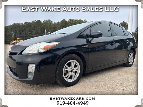 Used 2011 Toyota Prius Five image 1