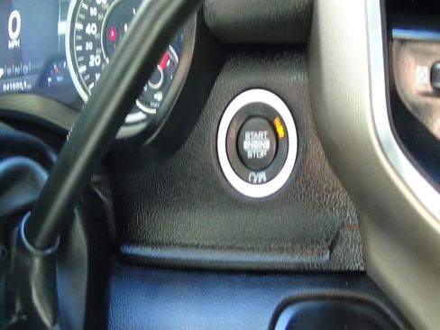 Certified 2024 RAM 2500 Laramie image 30