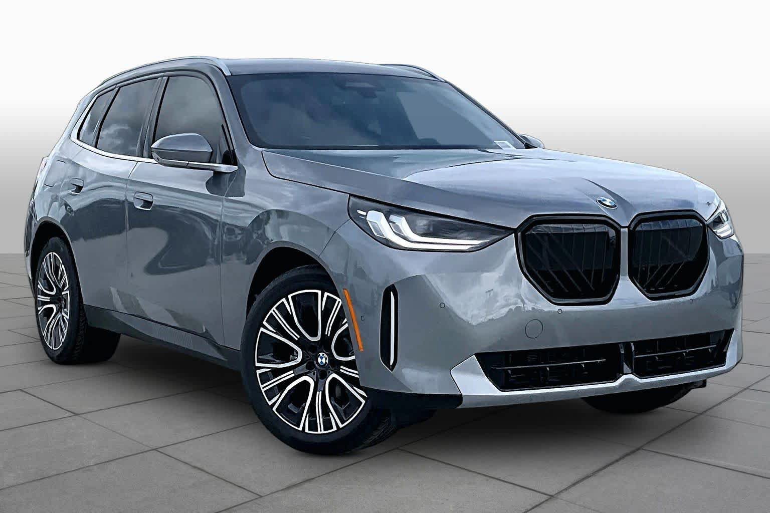 Used 2026 BMW X3 xDrive30i w/ Premium Package AWD/4WD image 2