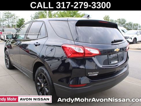 Used 2020 Chevrolet Equinox LS w/ LS Convenience Package FWD image 5
