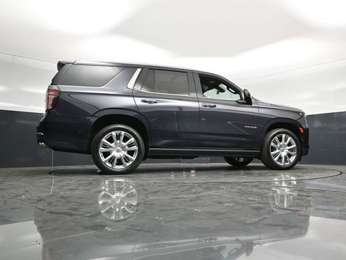 Used 2022 Chevrolet Tahoe High Country w/ Premium Package 2 AWD/4WD image 48