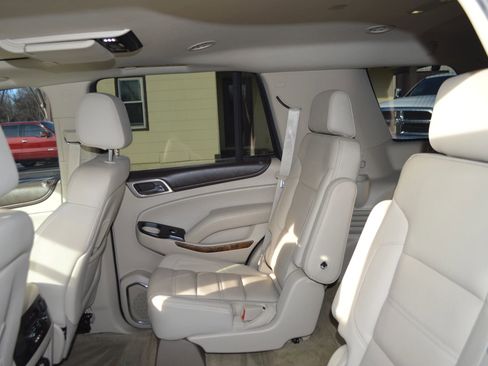 Used 2015 GMC Yukon Denali w/ Touring Package image 17