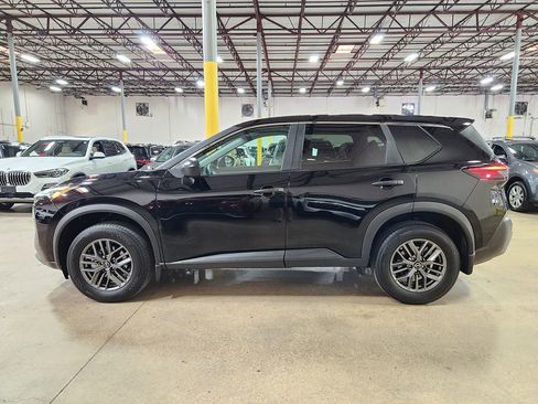 Used 2023 Nissan Rogue S image 7