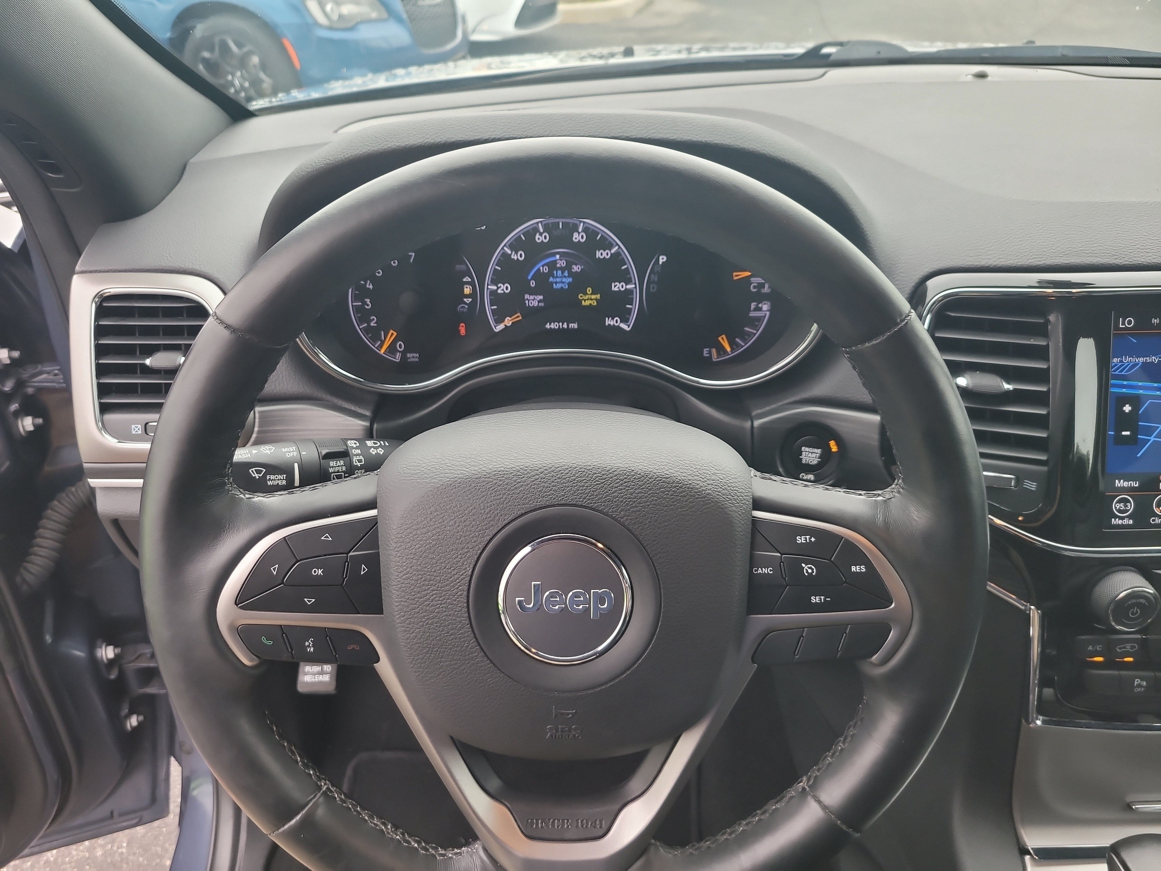 Used 2019 Jeep Grand Cherokee Limited AWD/4WD image 26