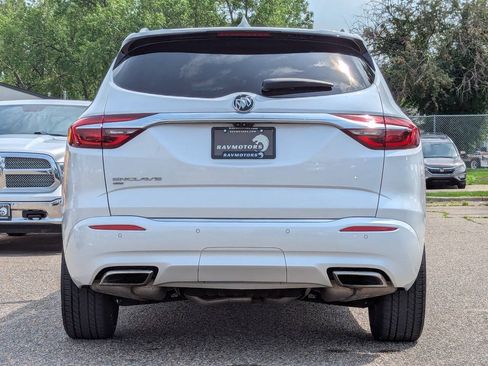 Used 2020 Buick Enclave Avenir w/ Avenir Technology Package AWD/4WD image 10