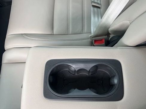 Certified 2018 Ford C-MAX Titanium w/ Equipment Group 301A image 18