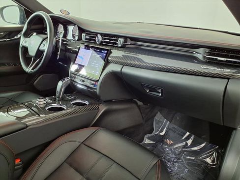 Used 2021 Maserati Quattroporte S GranSport image 7