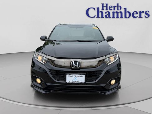 Used 2019 Honda HR-V Sport image 2
