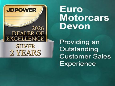 Used 2024 Land Rover Range Rover Long Wheelbase SE image 9