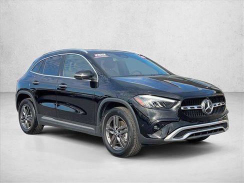Certified 2025 Mercedes-Benz GLA 250 4MATIC image 3