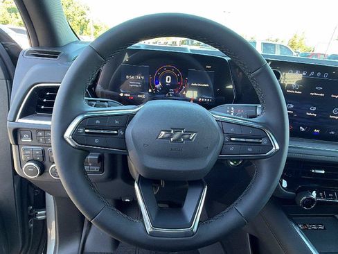 New 2026 Chevrolet Suburban Z71 w/ Comfort Package AWD/4WD image 24