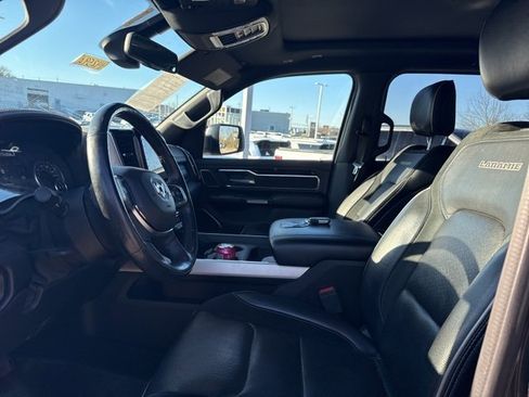 Used 2019 RAM 1500 Laramie image 9