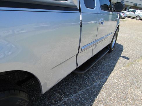 Used 2002 Ford F150 XLT RWD image 57