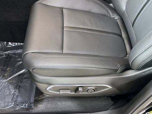 New 2026 Jeep Grand Wagoneer Limited AWD/4WD image 18